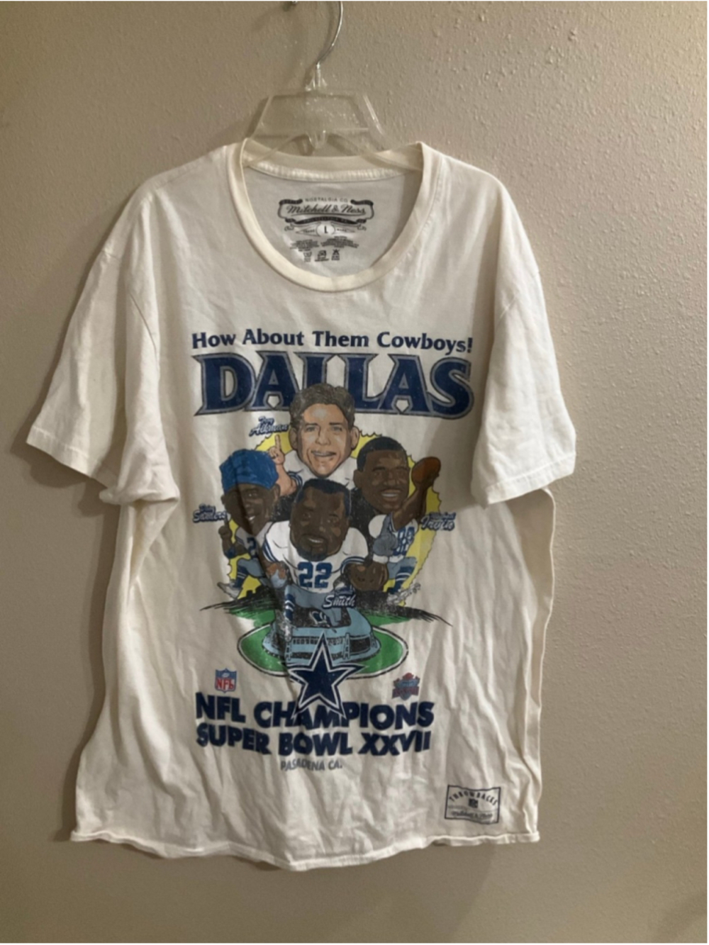 Mitchell & Ness Dallas Cowboys Super Bowl XXVII Champions Graphic T-Shirt Men’s